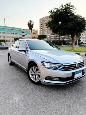 Volkswagen . Passat . 2018 . Used3