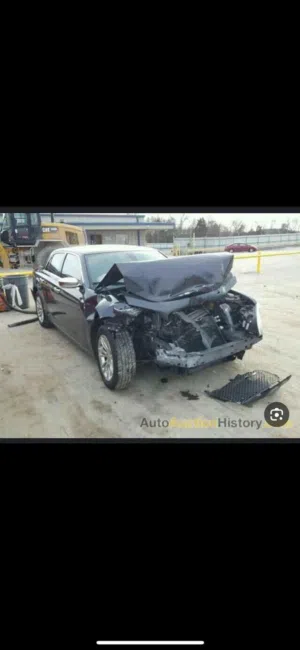 Used Chrysler 300 in Basra