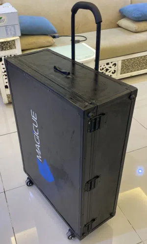 للبيع تصفيه لمعدات شركه انتاج تلفزيوني وحده انتاج متاكمله +اتوكيو الي مهتم التواصل على  رقم الوتساب