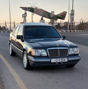 مرسيدس w124 للبيع