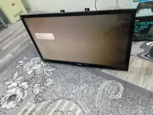 شاشه فيه شمخ