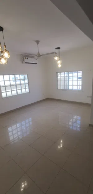 Villa for rent in Qurum