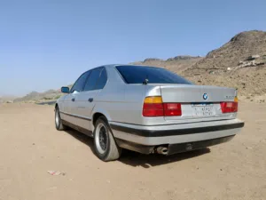 التحفه الالمانيه BMW 520i موديل 19954
