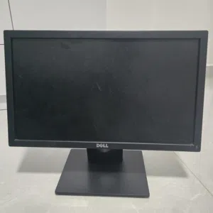 شاشة ديل dell مستعمله نظيفه كيبل Dp display portؤ غير قابل للتفاوض