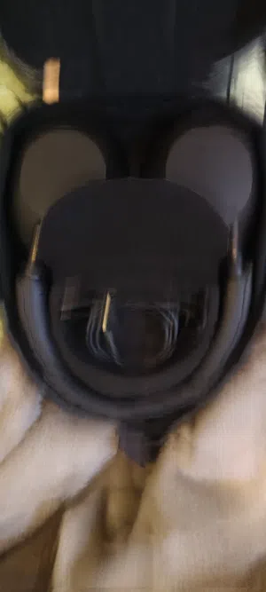 Sony 1000 xm5 over head
