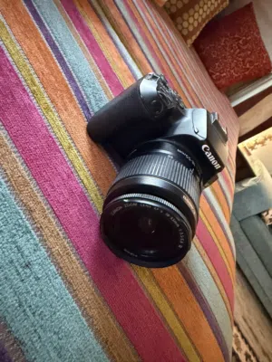 قابل للتفاوض كاميرا كانون d 250