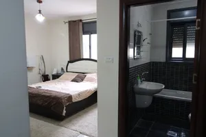 ٣ غرف نوم . مفروشة . شهري4