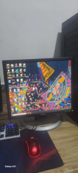 كمبيوتر و شاشة للبيع .. اقرأ الوصف عشان تعرف كلشي