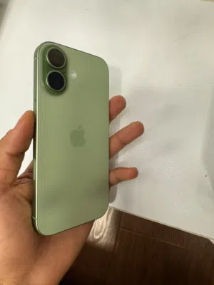 ايفون 17 العادي 256GB شفرة sim للبيع