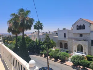 180 m2 3 Bedrooms Apartments for Rent in Amman Abdoun
