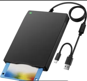 رجعنا تاني بالنوادر من سابع مستحيلات تلاقيه فلوبي ديسك وكمان متنقل بوصلتين usb و  type-c