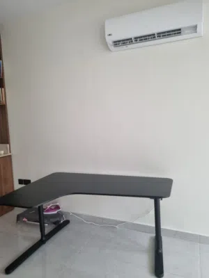 طاوله L من ikea L shaped table from ikea