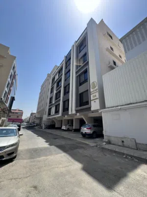 130 m2 4 Bedrooms Apartments for Sale in Jeddah Ar Rawdah