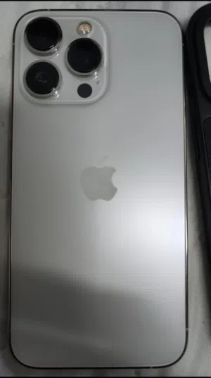 Apple iPhone 13 Pro 128 GB in Al Sharqiya