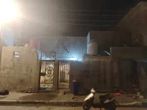 ببت طابو صرف بلقبله حي القائم شارع الطازج قرب سوق امهاني ثاني بيت علركن