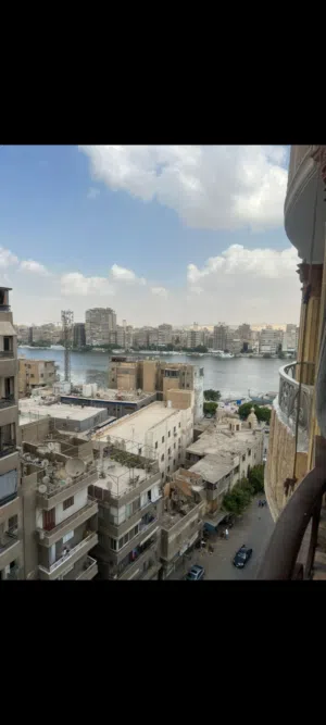 شقه للبيع اول شارع المحطه مع البحر الاعظم