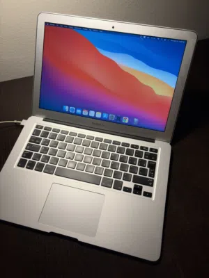 Macbook Air 2014 (13 Inch)