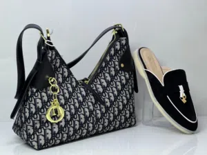 **كشخي والبسي... وخلي الإطلالة تتكلم**  طقم حذاء مع شنطه  وتشكيلة احذية كشخه نيو كولكشن