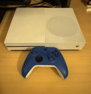 XBOX One S 1TB