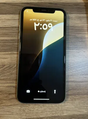 Apple iPhone 11 128 GB in Tabuk