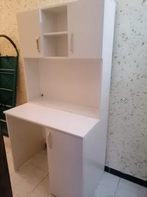 مكتب مع ارفف للبيع جديد خشب
