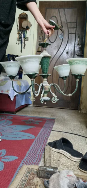 نجفه من التحف القديمه