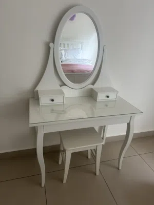 Ikea Dressing table with Mirror 100x50 with stool