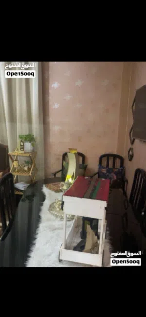 طاوله ممتازه للبيع بسعر ممتاز