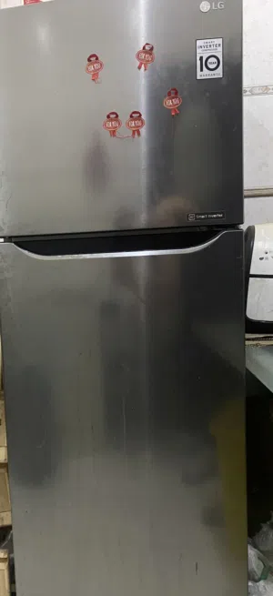 تلاجه lg لبيع 45 دينار