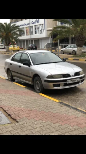 Used Mitsubishi Carisma in Tripoli