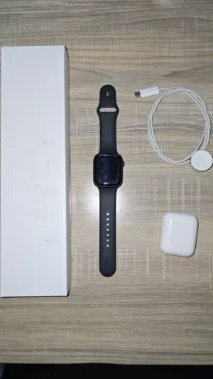 Apple smart watches for Sale in Muscat