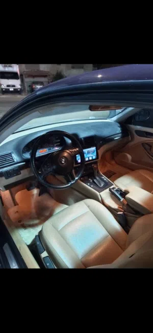 بي ام دبليو E46 2002 318CI