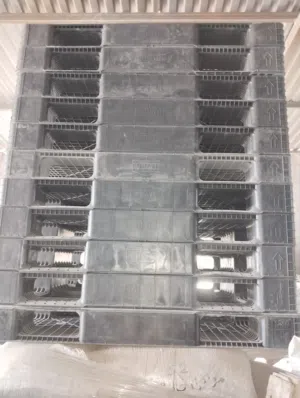 طبالي بلاستيك جديده للبيع قياس 110 × 130 تحمل ثلاث طن صناعة سعودية قوية بأمتياز عالي جداً