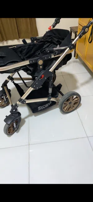 عربانه طفل نضيفه وبيه مجال