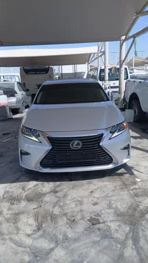 LUXES ES350 2017 GCC done 159000 km لكزس خليجي فل اوبشن بحاله ممتازه