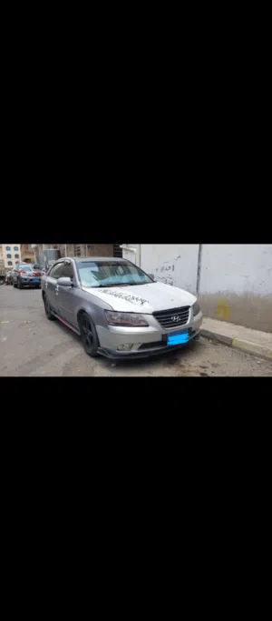 للبيع عرررطه للحاجه بي 800الف ريال يمني