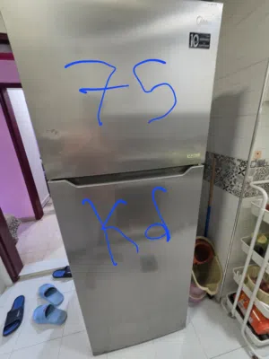 media refrigarator two section