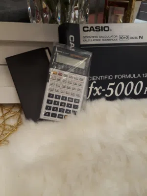 ألة حاسبة علمية casio -fx-5000