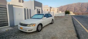 تويوتا افالون موديل 2001 للبيع
