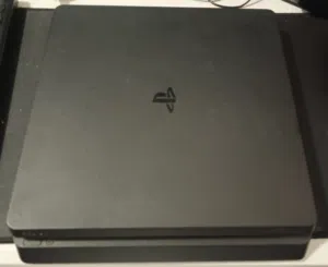 بلايستيشن 4(نظيف)