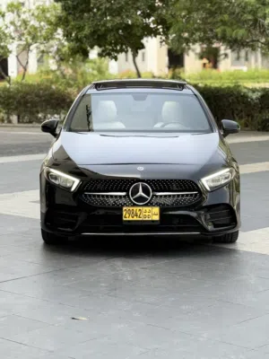للبيع مرسيدس A 220 نظيف جداً موديل 2021 المركبة قابلة للتمويل لمدة 10 سنوات عن طريق شركات التمويل