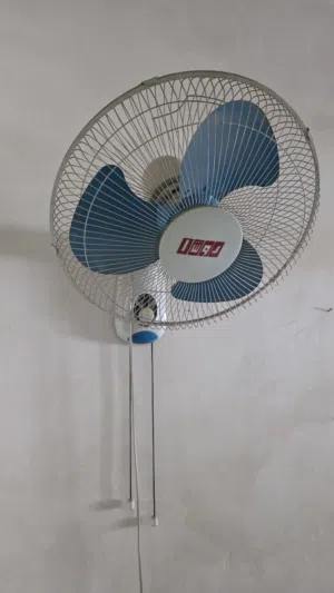 مروحة جدارية