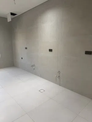 مشتمل حديث معزول للإيجار في الحي الإيطالي تحت جسر الإيطالي