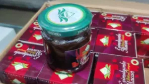 عسل ثيمرا الأصلي ليس للأطفال . للتواصل في الخاص او الواتس اب