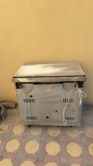 فرن بحاله جيده