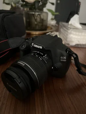 Canon D1200