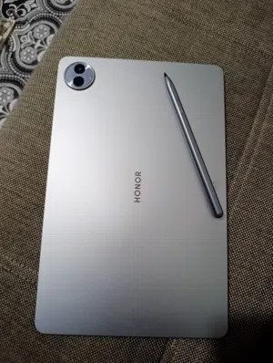 جهاز هونر باد 10 (Honor Pad 10) بحالة ممتازة وشبه جديد حجم الشاشة 12.1
