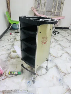 معدات صالون مع جهاز تنضيف بشره