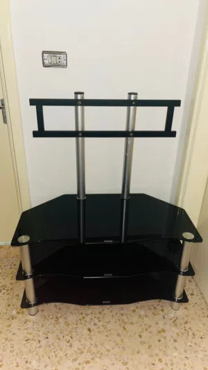 طاوله تلفزيون للبيع