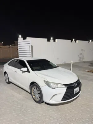 تويوتا كامري 2016